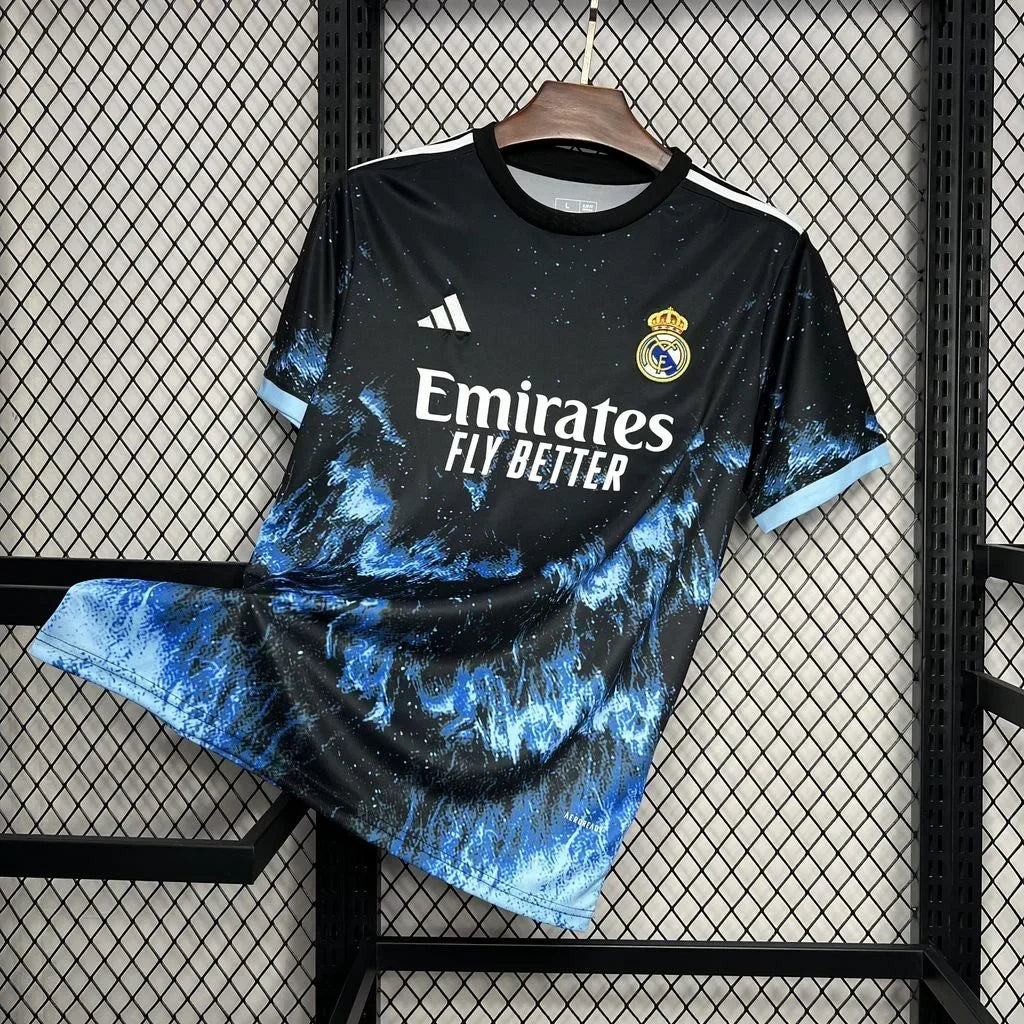 Real Madrid maillot foot concept